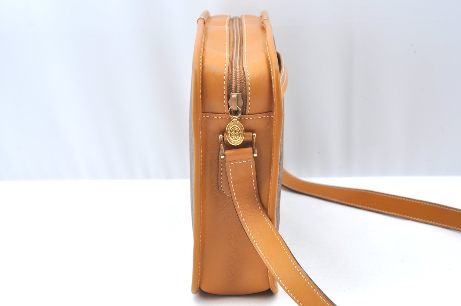 Authentic GUCCI Micro GG Shoulder Cross Body Bag Purse PVC Leather Brown K4358