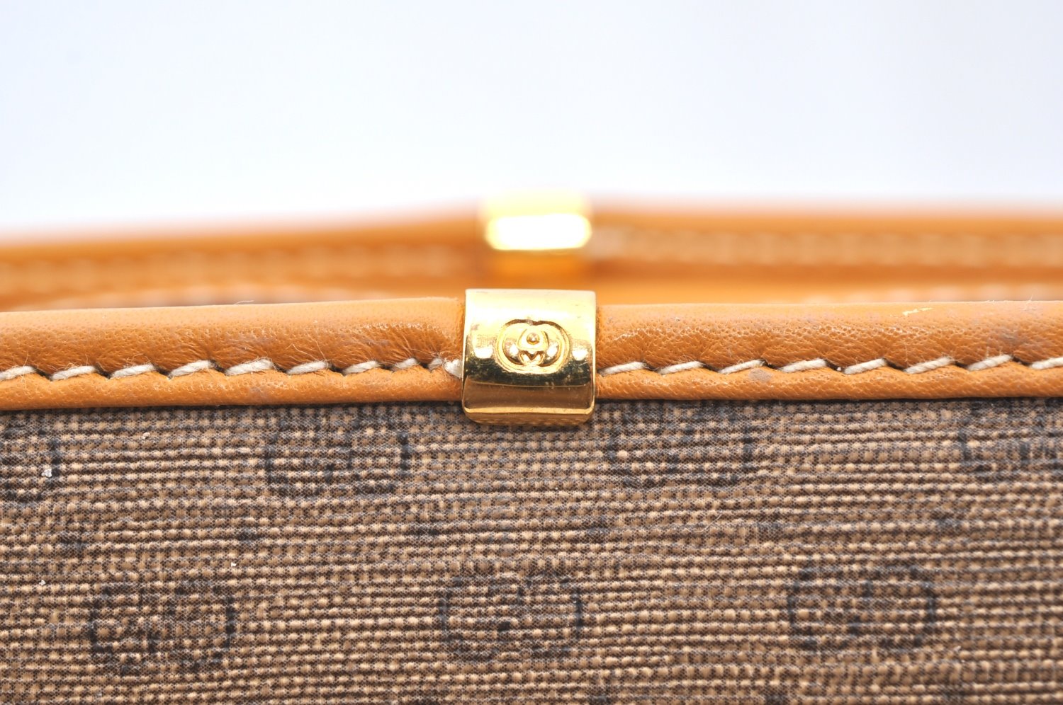 Authentic GUCCI Micro GG Shoulder Cross Body Bag Purse PVC Leather Brown K4358