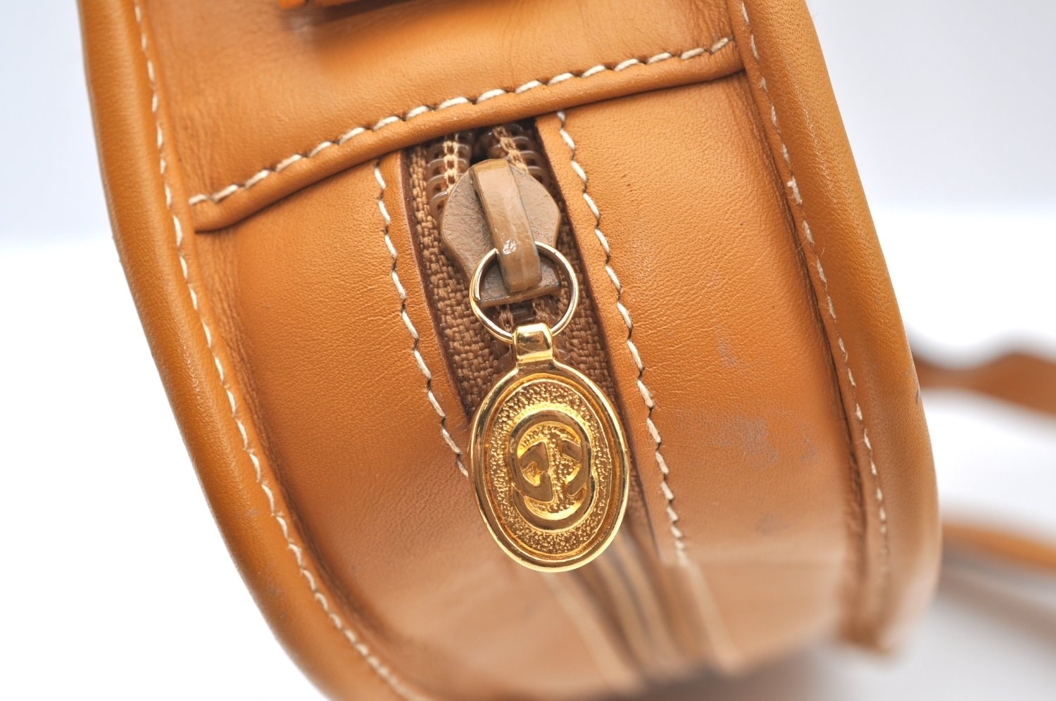 Authentic GUCCI Micro GG Shoulder Cross Body Bag Purse PVC Leather Brown K4358