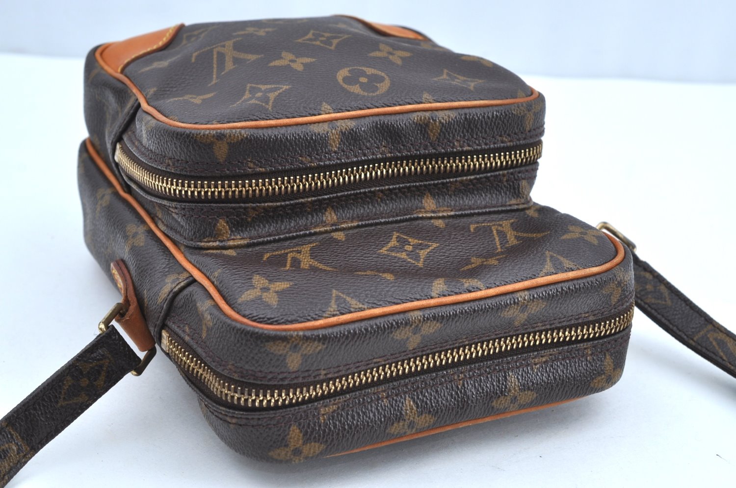 Authentic Louis Vuitton Monogram Amazone Shoulder Cross Body Bag M45236 LV K4367