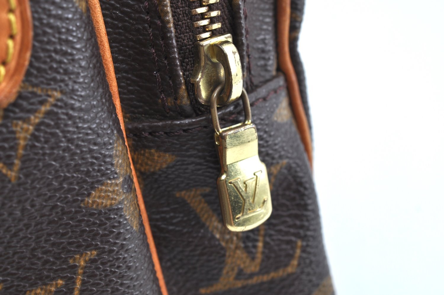 Authentic Louis Vuitton Monogram Amazone Shoulder Cross Body Bag M45236 LV K4367