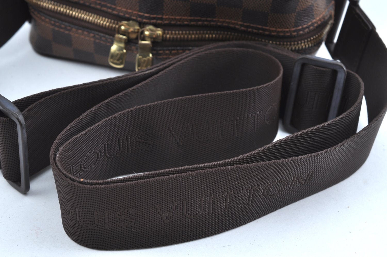 Authentic Louis Vuitton Damier Olav PM Shoulder Cross Body Bag N41442 LV K4368