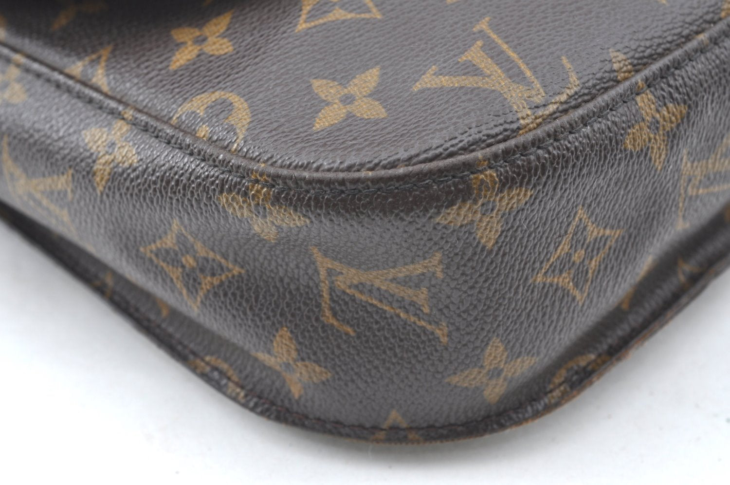 Authentic Louis Vuitton Monogram Saint Cloud GM M51242 Shoulder Cross Bag K4369
