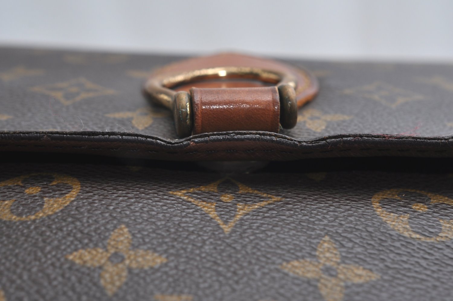 Authentic Louis Vuitton Monogram Saint Cloud GM M51242 Shoulder Cross Bag K4369