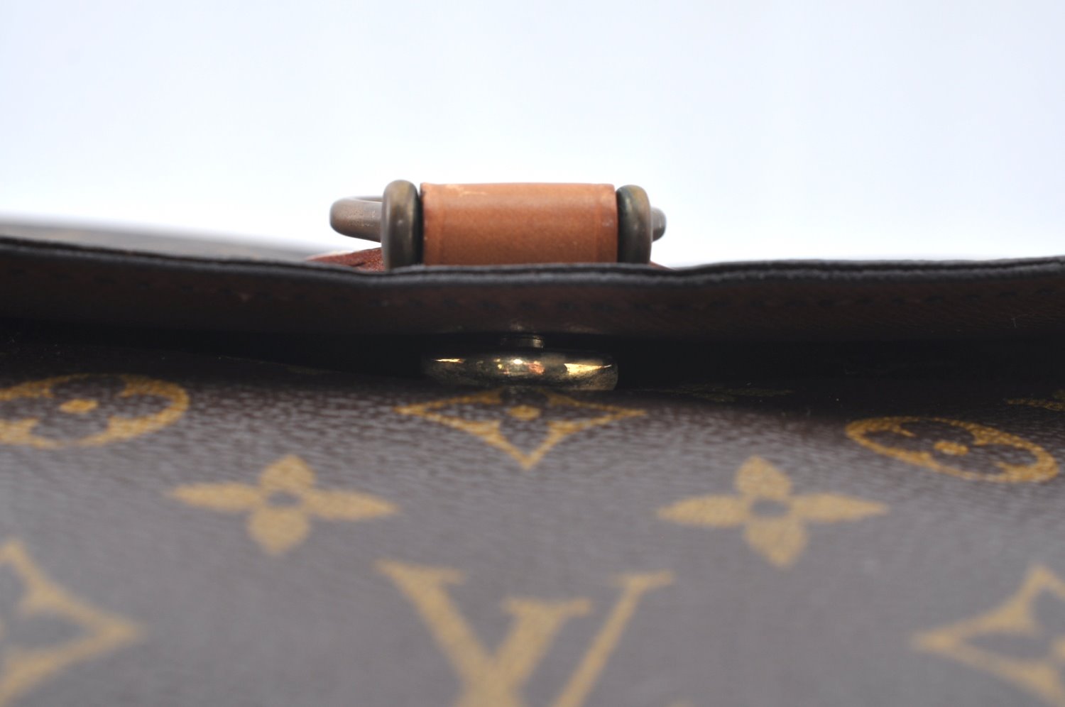 Authentic Louis Vuitton Monogram Saint Cloud GM M51242 Shoulder Cross Bag K4370