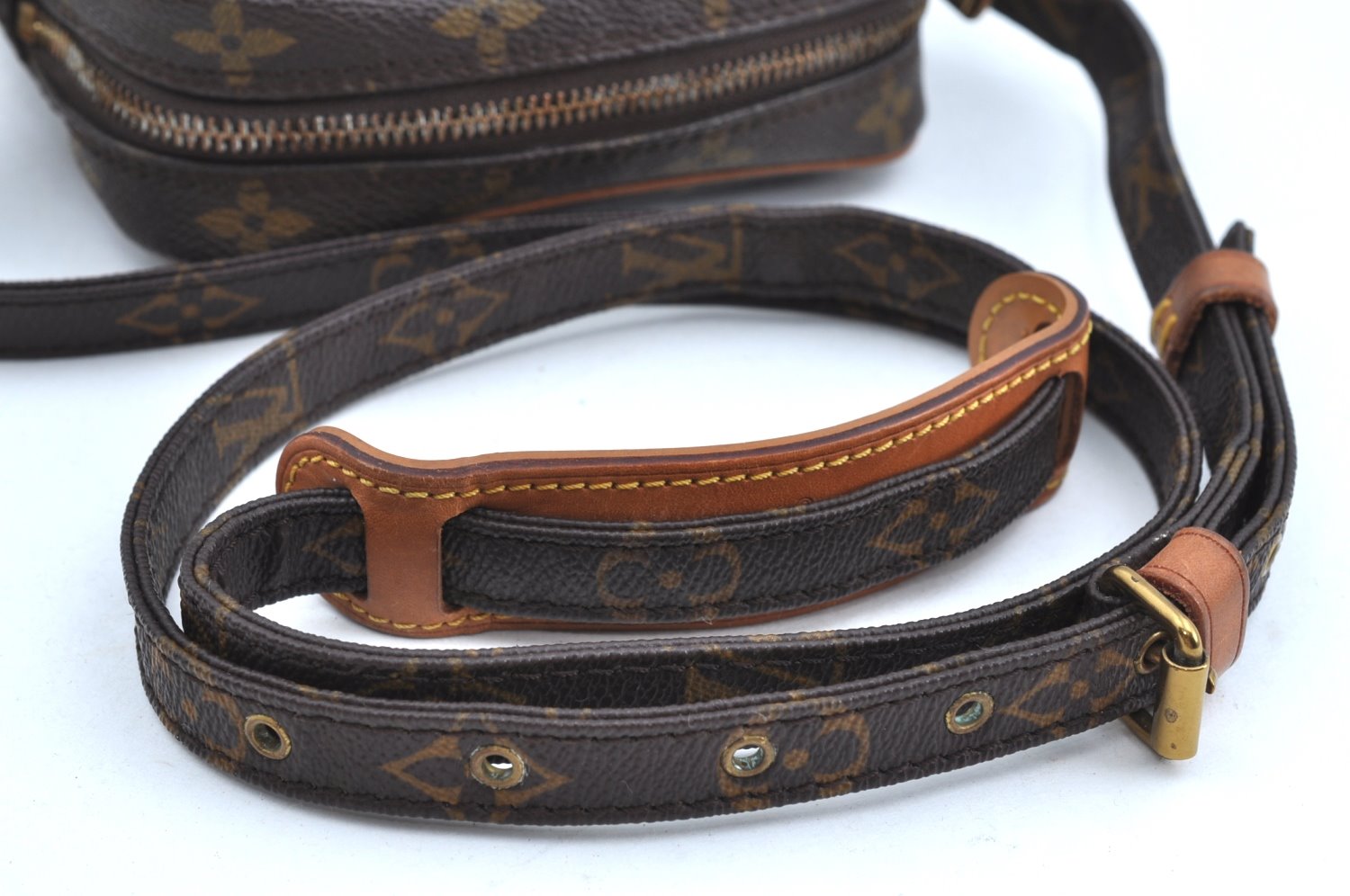 Authentic Louis Vuitton Monogram Danube Shoulder Cross Body Bag M45266 LV K4377