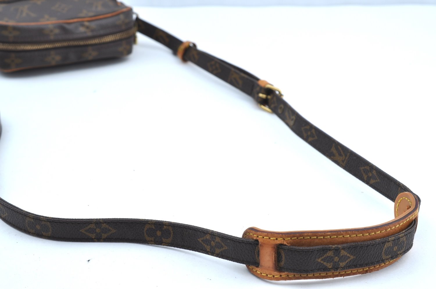 Authentic Louis Vuitton Monogram Danube Shoulder Cross Body Bag M45266 LV K4378