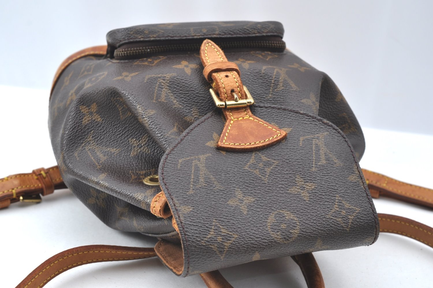 Authentic Louis Vuitton Monogram Montsouris PM Backpack M51137 LV K4382