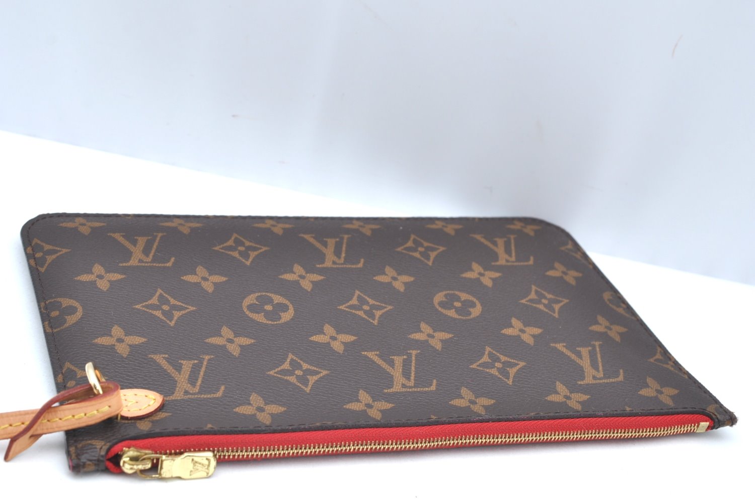 Authentic Louis Vuitton Monogram Neverfull Pouch Purse Clutch Bag Red LV K4438