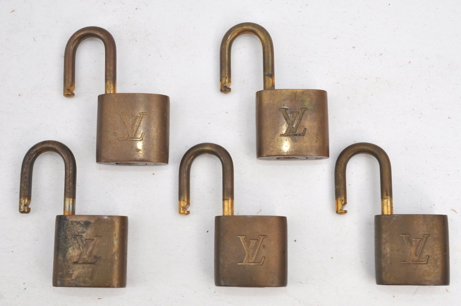 Authentic Louis Vuitton Padlock Gold 10Set LV K4447