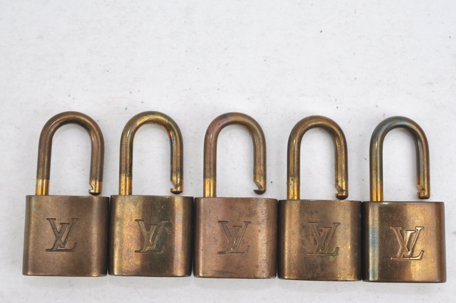 Authentic Louis Vuitton Padlock Gold 10Set LV K4449