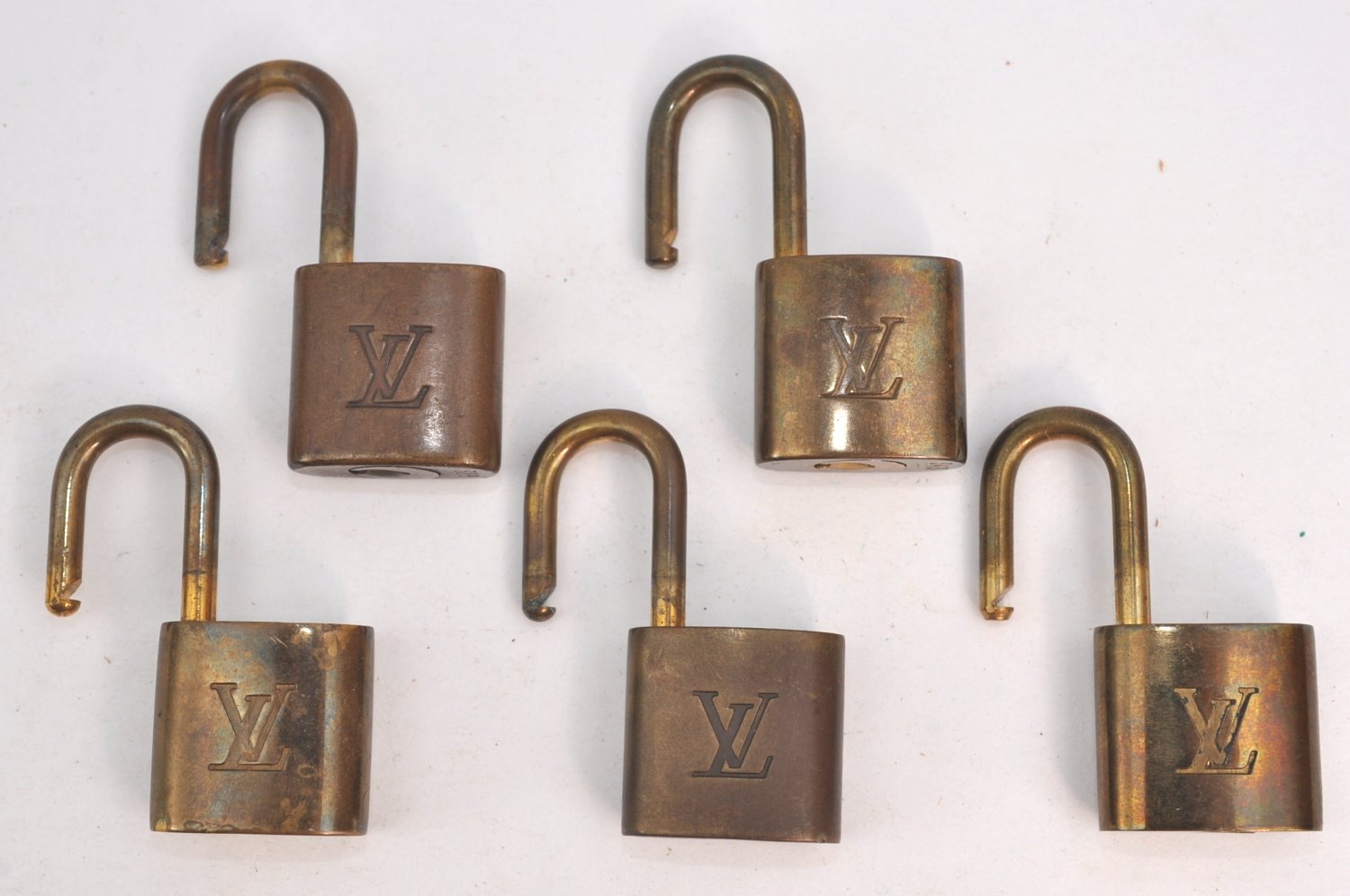 Authentic Louis Vuitton Padlock Gold 10Set LV K4449