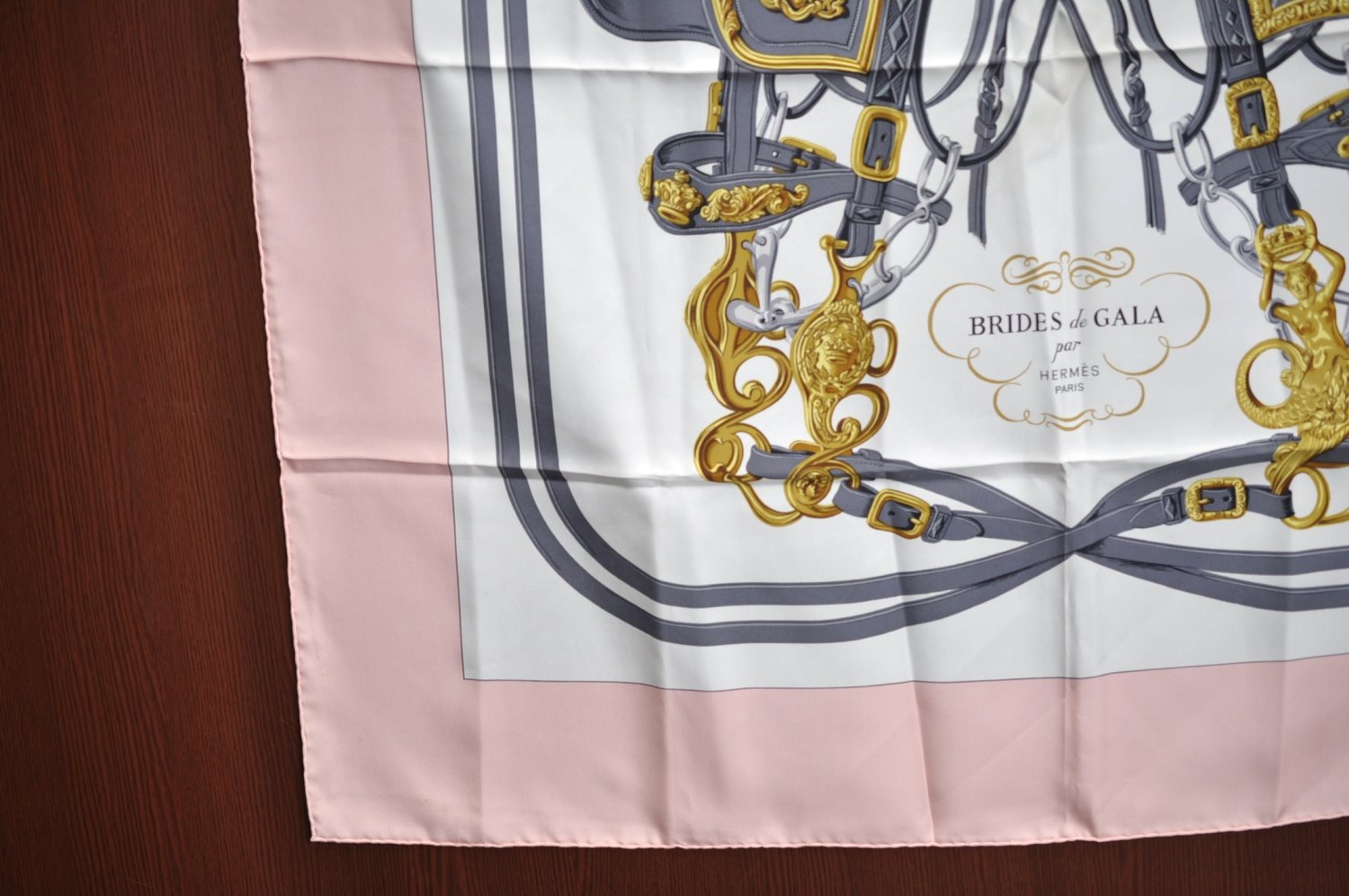 Authentic HERMES Carre 90 Scarf 