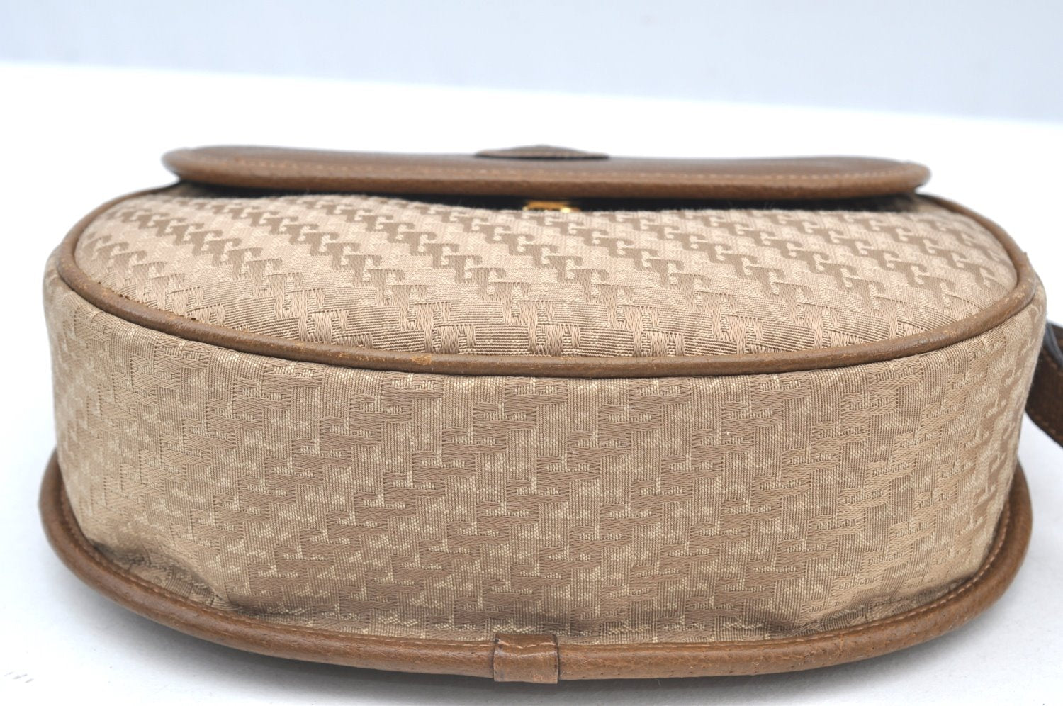 Authentic GUCCI Shoulder Cross Body Bag Purse Canvas Leather Beige Brown K4455