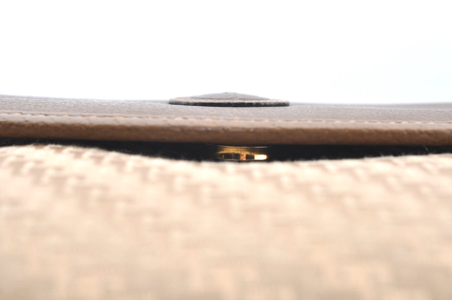 Authentic GUCCI Shoulder Cross Body Bag Purse Canvas Leather Beige Brown K4455