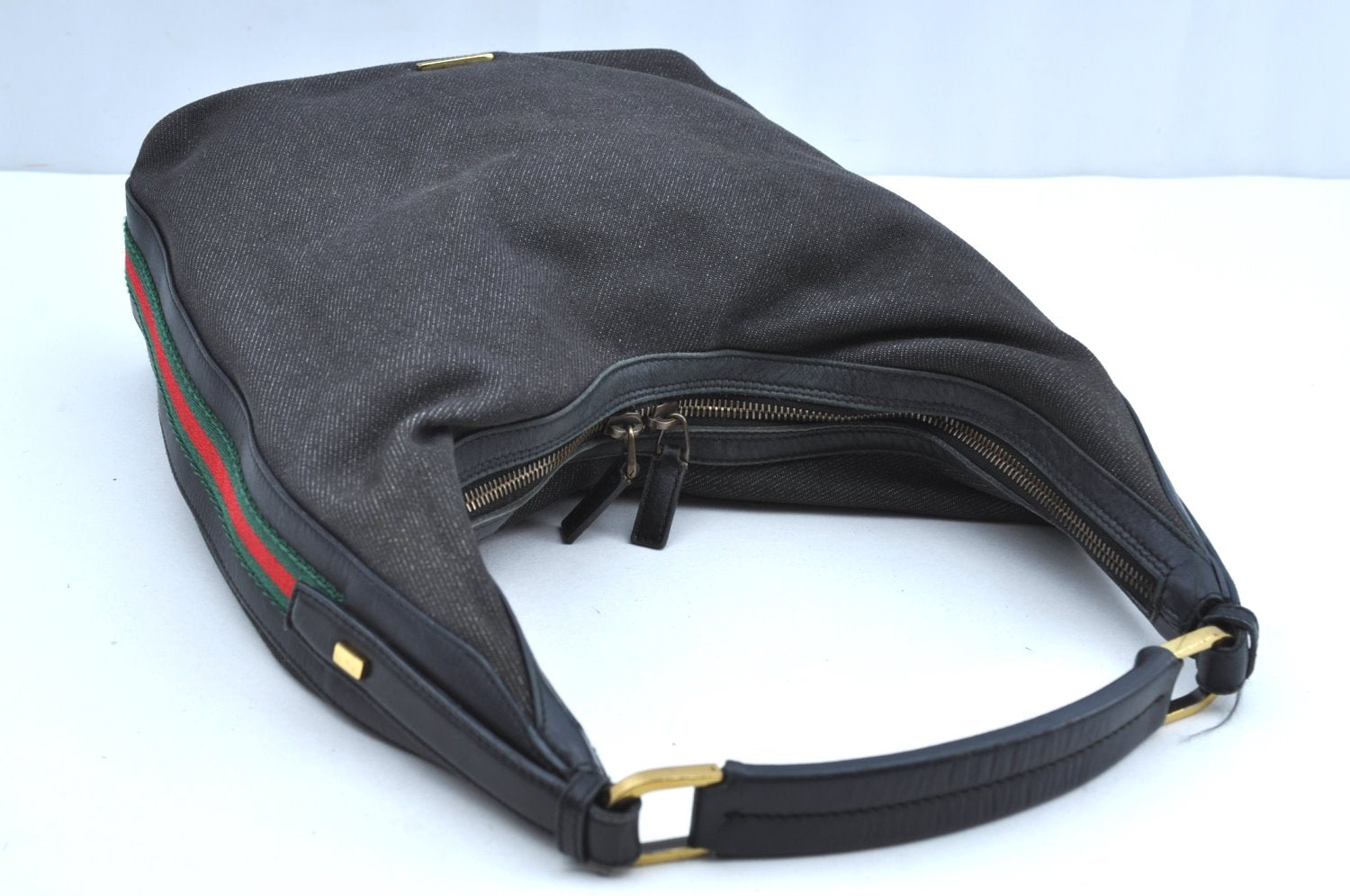 Authentic GUCCI Web Sherry Line Shoulder Bag Canvas Leather 73885 Black K4459