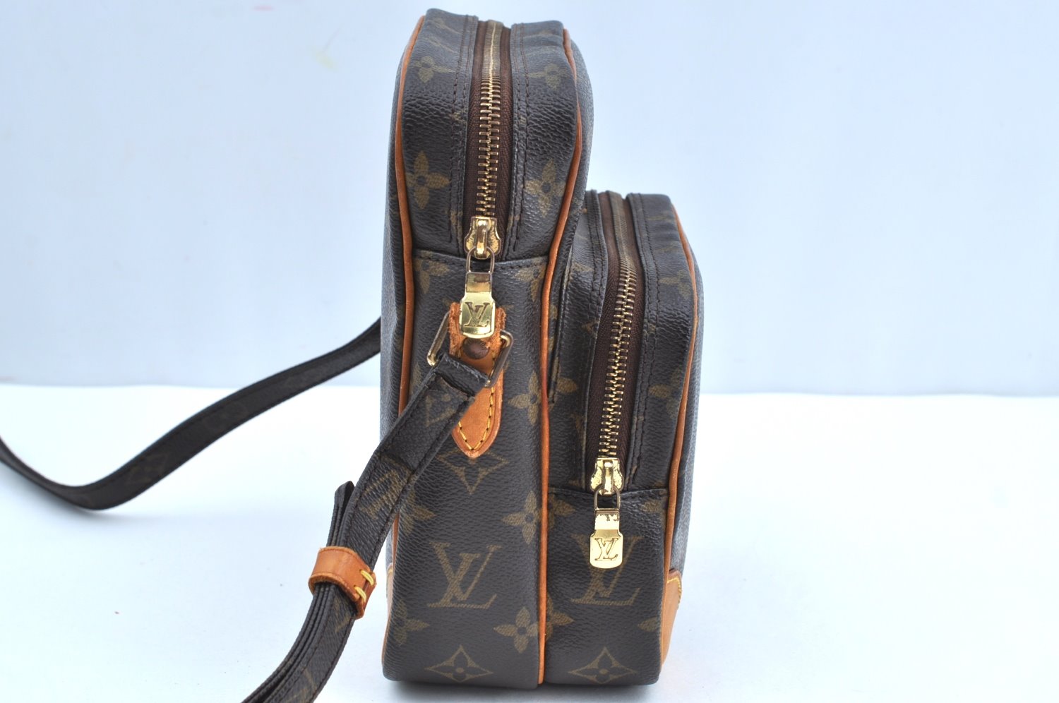 Authentic Louis Vuitton Monogram Amazone Shoulder Cross Body Bag M45236 LV K4461