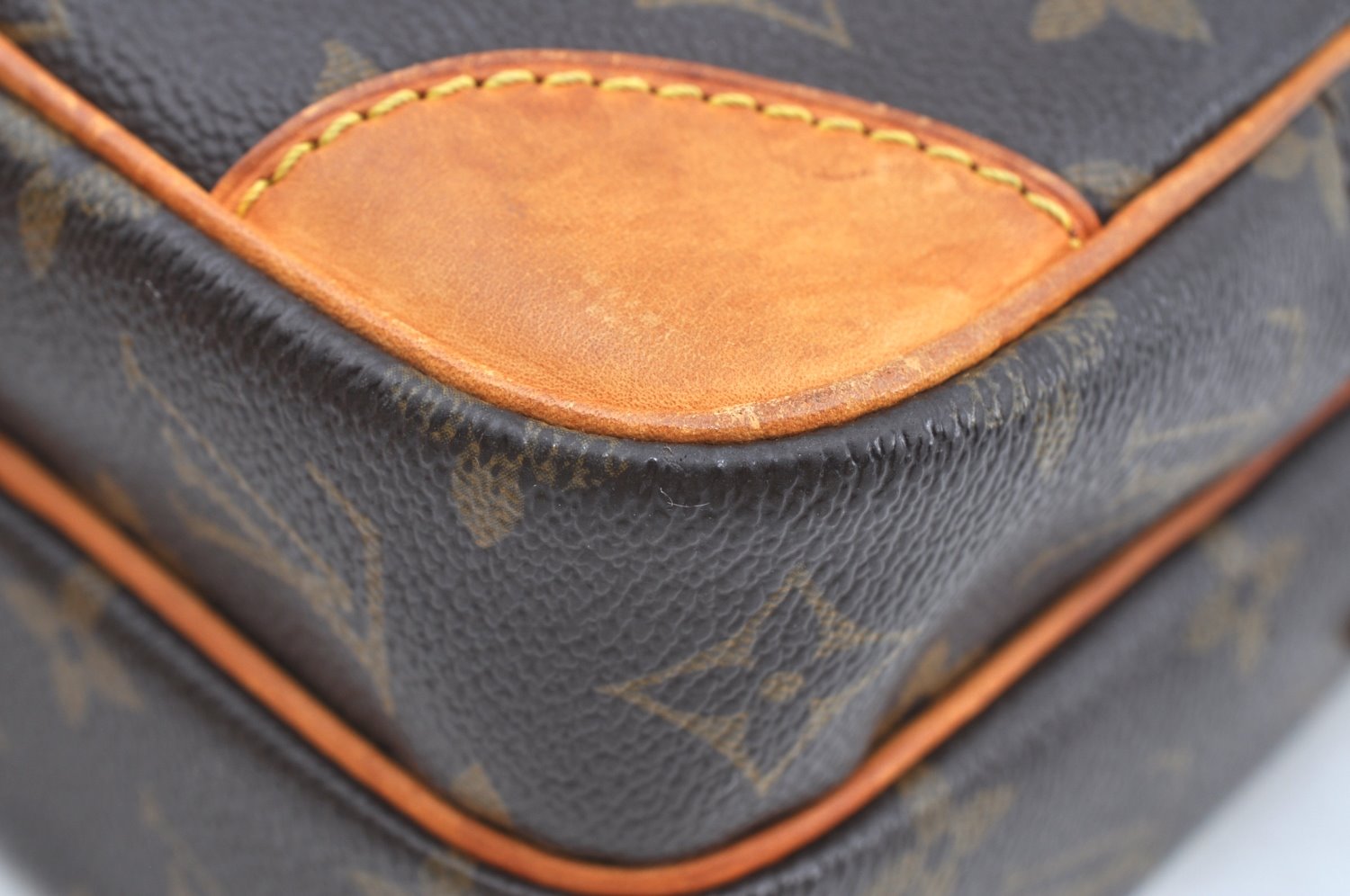 Authentic Louis Vuitton Monogram Amazone Shoulder Cross Body Bag M45236 LV K4461