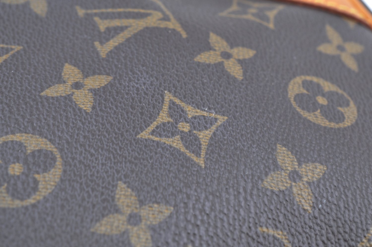 Authentic Louis Vuitton Monogram Amazone Shoulder Cross Body Bag M45236 LV K4461