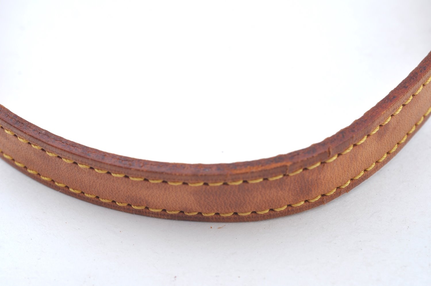 Authentic Louis Vuitton Leather Shoulder Strap For Bucket PM 27.6