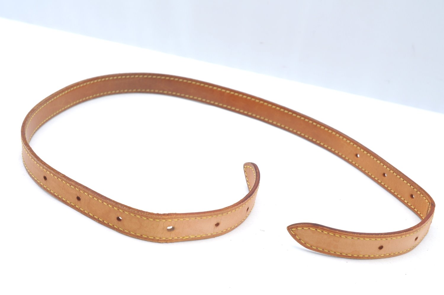 Authentic Louis Vuitton Leather Shoulder Strap For Bucket GM 31.9