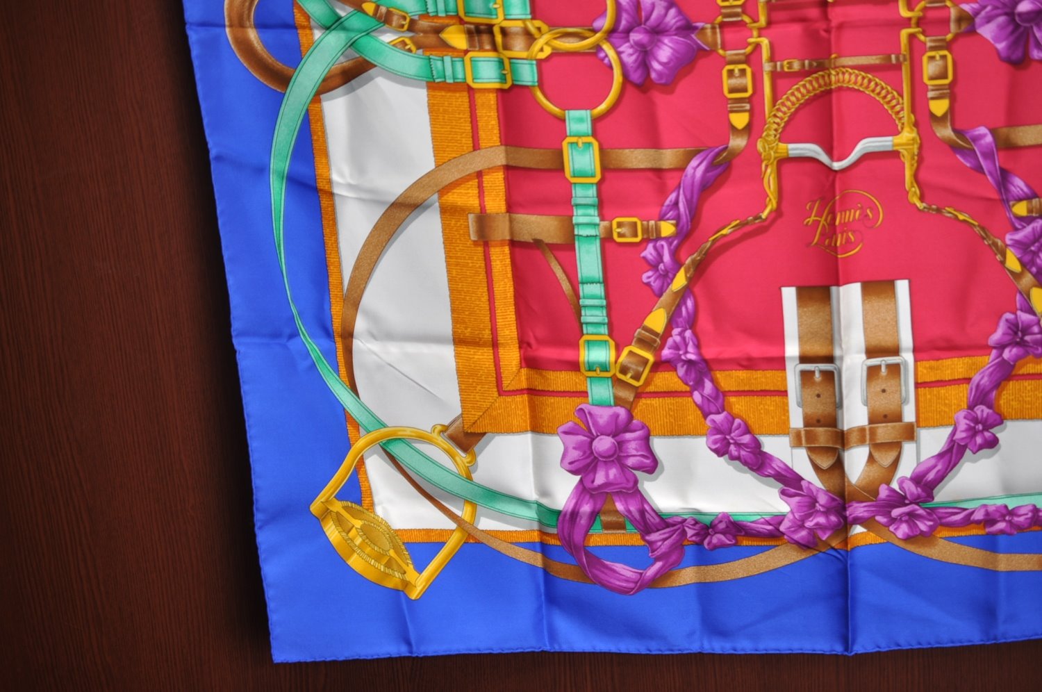 Authentic HERMES Carre 90 Scarf 