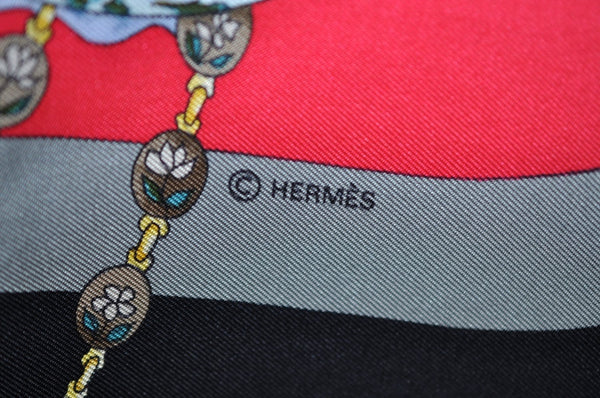 Authentic HERMES Carre 90 Scarf "parmi les fleurs je compte" Silk Black K4509