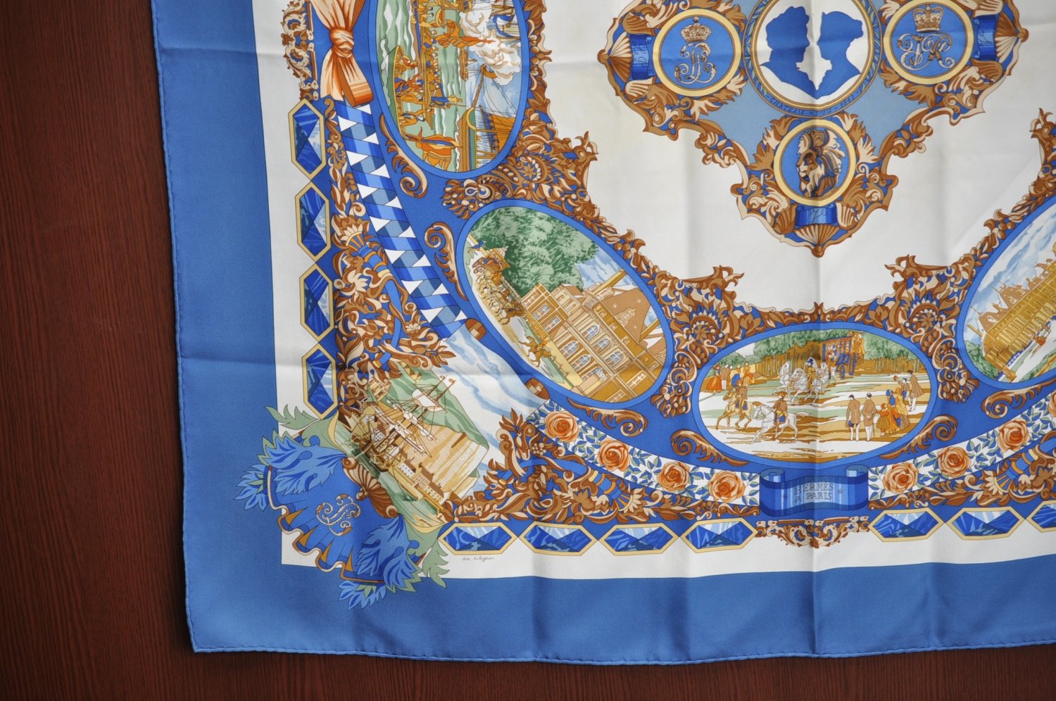 Authentic HERMES Carre 90 Scarf 