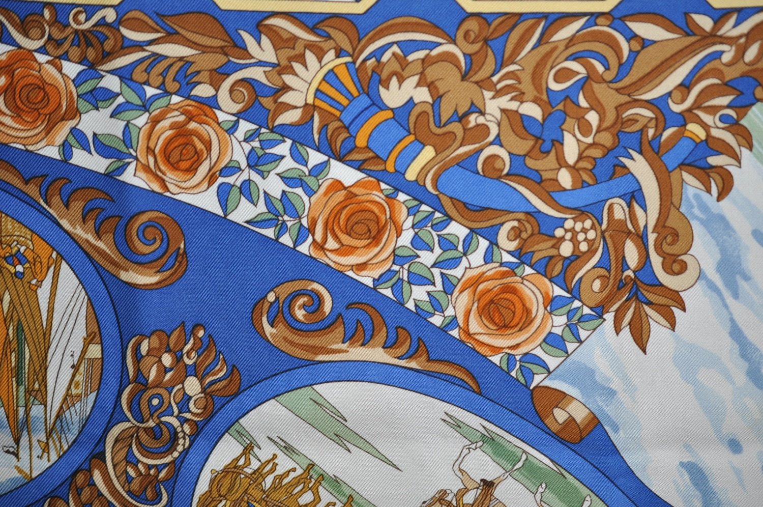 Authentic HERMES Carre 90 Scarf 