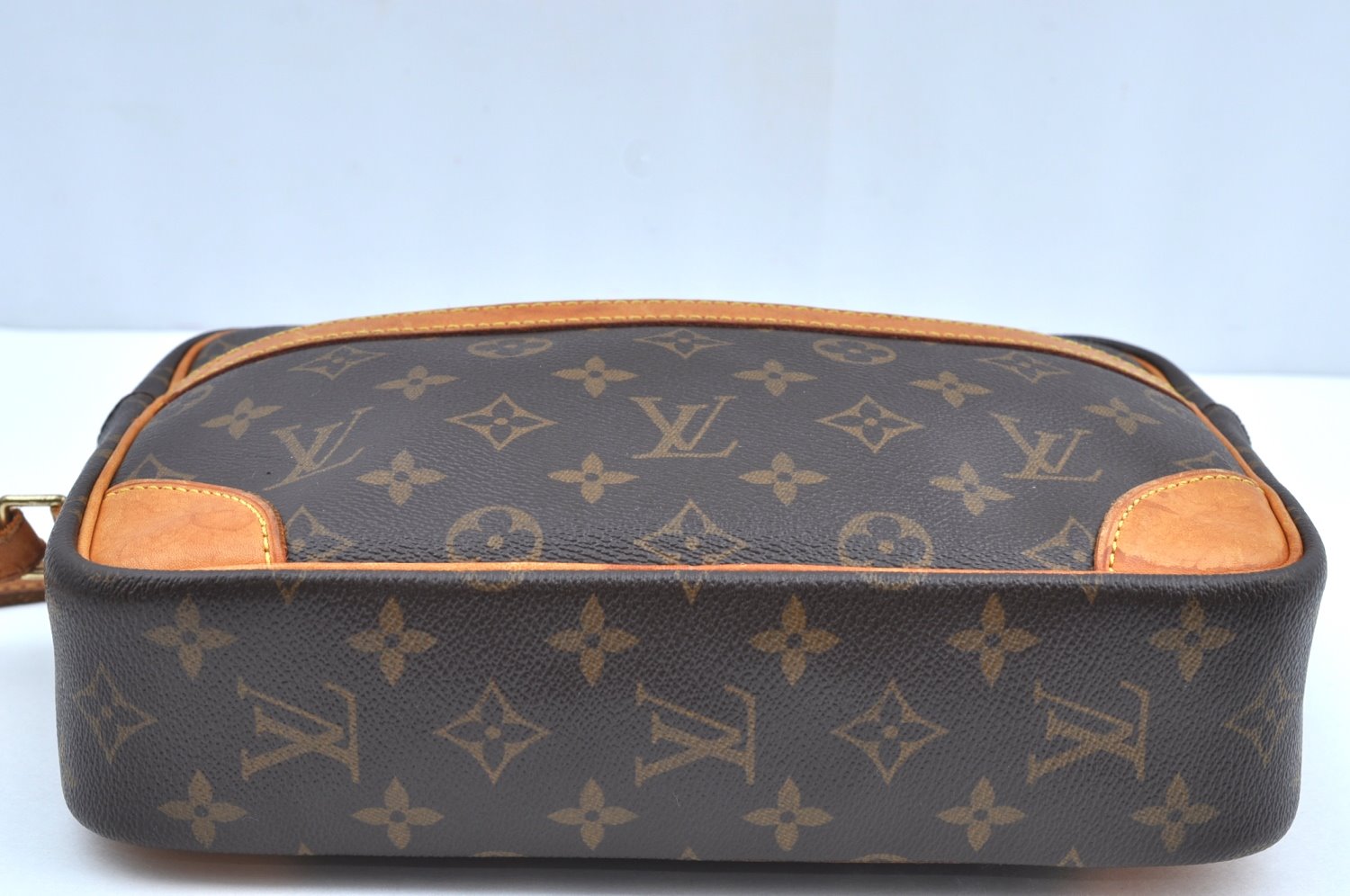 Authentic Louis Vuitton Monogram Trocadero 27 Shoulder Cross Bag M51274 LV K4517