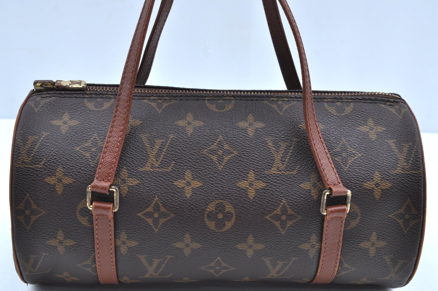 Authentic Louis Vuitton Monogram Papillon 26 Hand Bag Old Model LV K4523