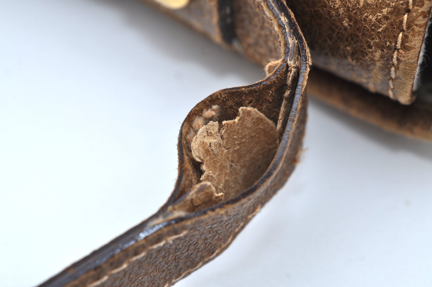 Authentic GUCCI Shoulder Cross Body Bag Purse Canvas Leather Brown K4547