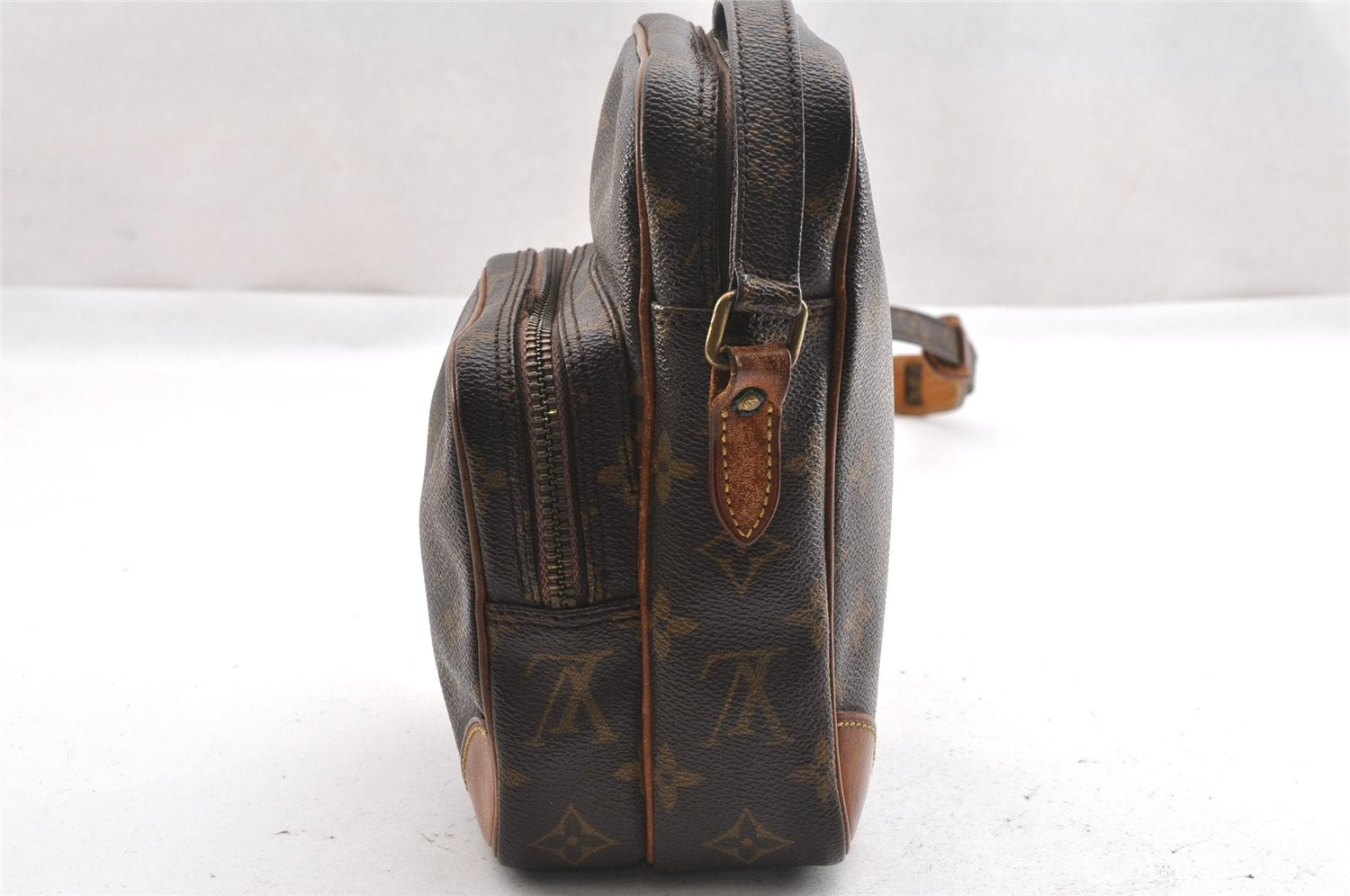 Authentic Louis Vuitton Monogram Amazone Shoulder Cross Body Bag M45236 LV K4553