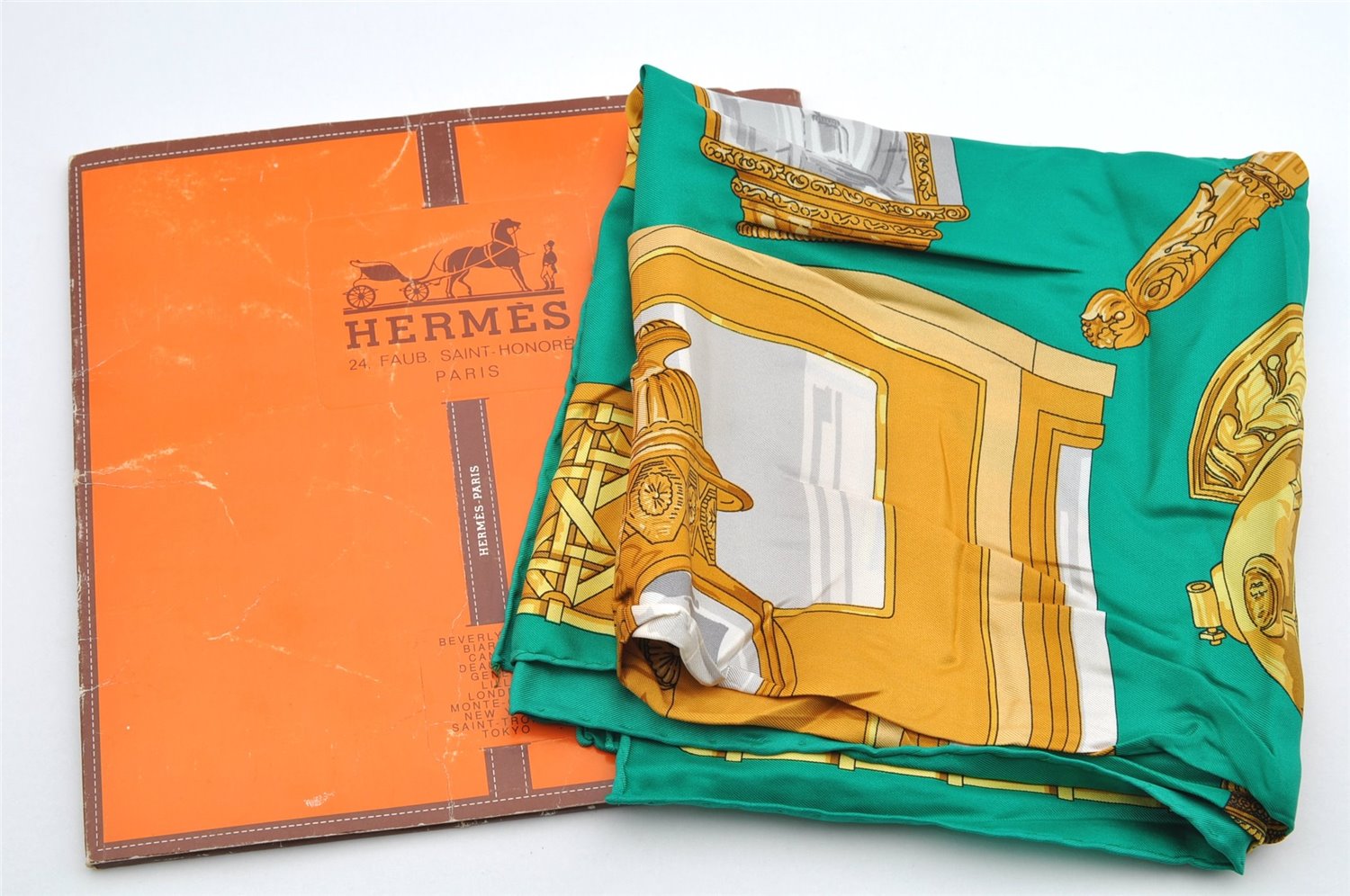 Authentic HERMES Carre 90 Scarf 