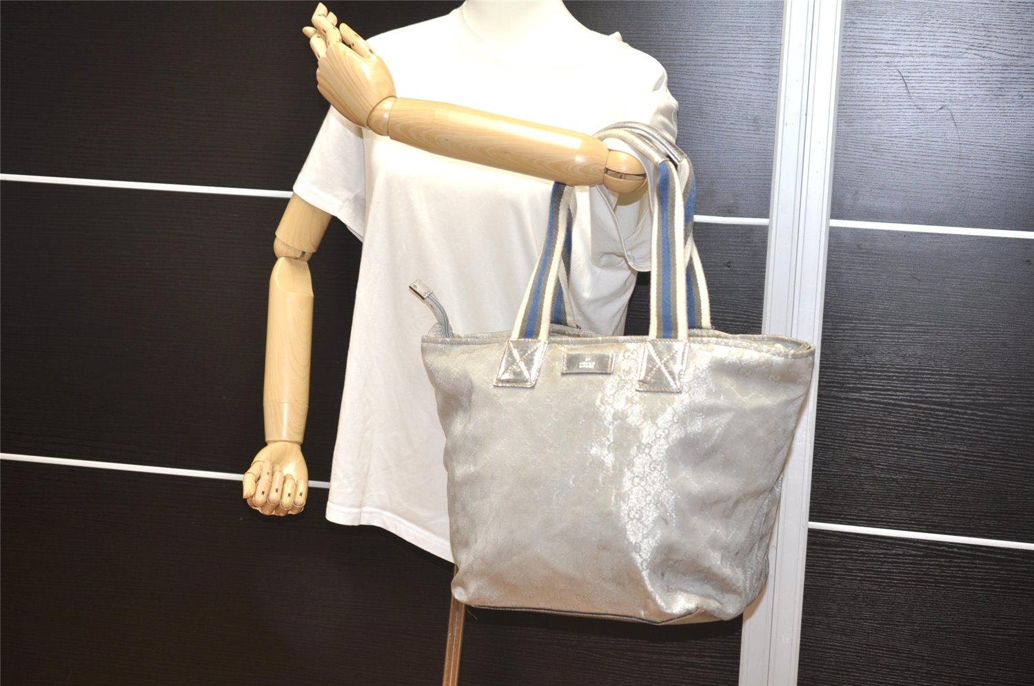 Authentic GUCCI Vintage Shoulder Tote Bag GG Canvas Leather 131231 Silver K4578