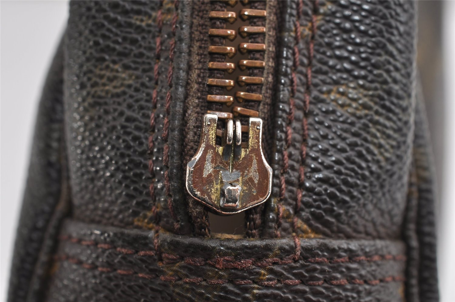 Auth Louis Vuitton Monogram Trousse Toilette 23 Clutch Bag M47524 Junk K4585