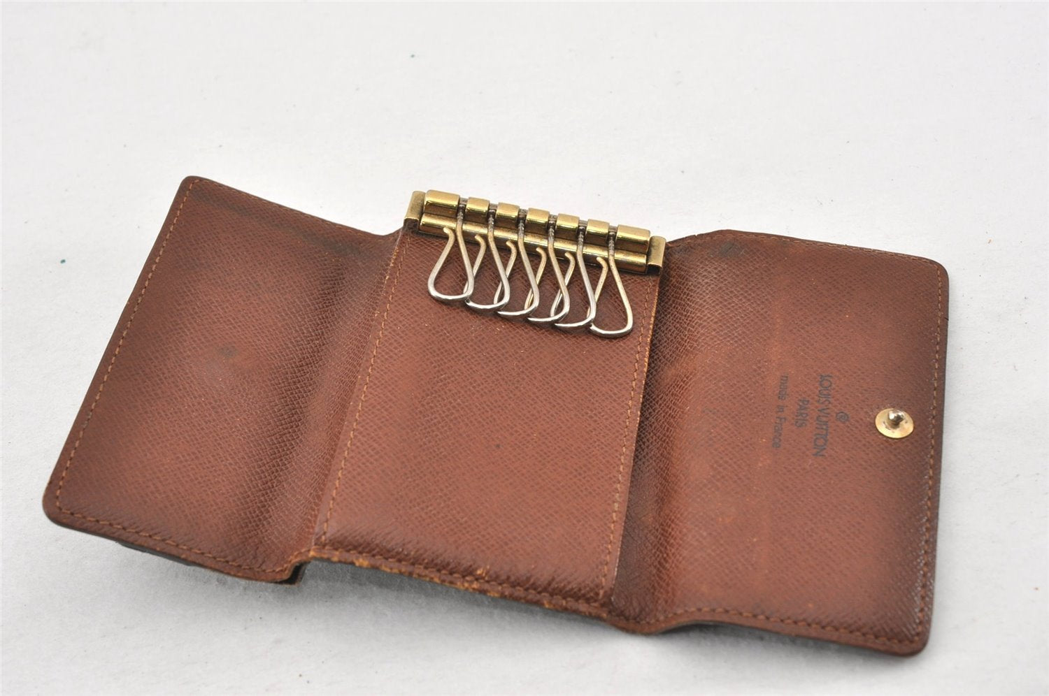 Authentic Louis Vuitton Monogram Multicles 6 Six Hooks Key Case M62630 LV K4594