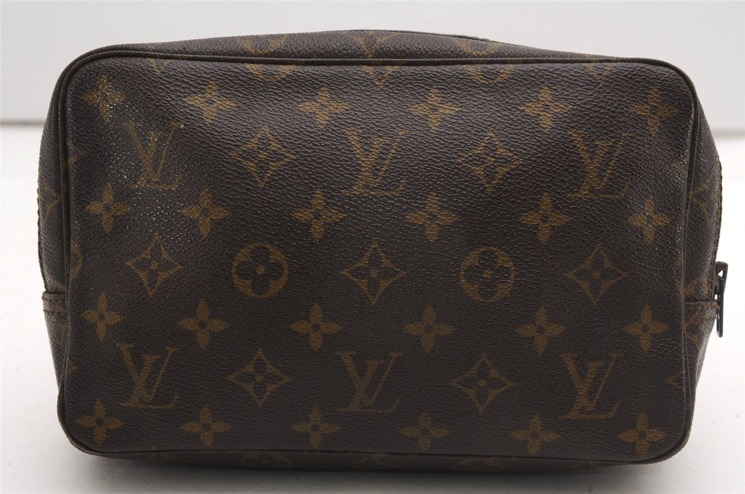 Auth Louis Vuitton Monogram Trousse Toilette 23 Clutch Hand Bag Old Model K4614