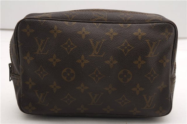 Auth Louis Vuitton Monogram Trousse Toilette 23 Clutch Hand Bag Old Model K4614