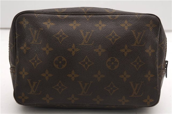 Auth Louis Vuitton Monogram Trousse Toilette 23 Clutch Hand Bag Old Model K4614