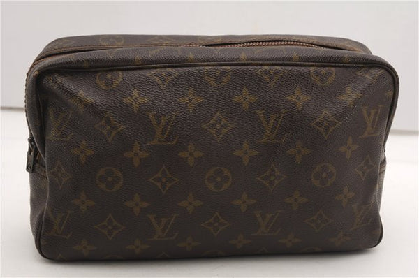 Auth Louis Vuitton Monogram Trousse Toilette 28 Clutch Hand Bag Old Model K4619