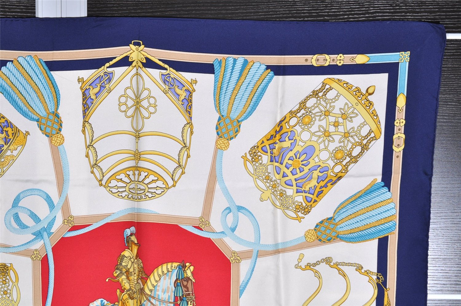 Authentic HERMES Carre 90 Scarf 