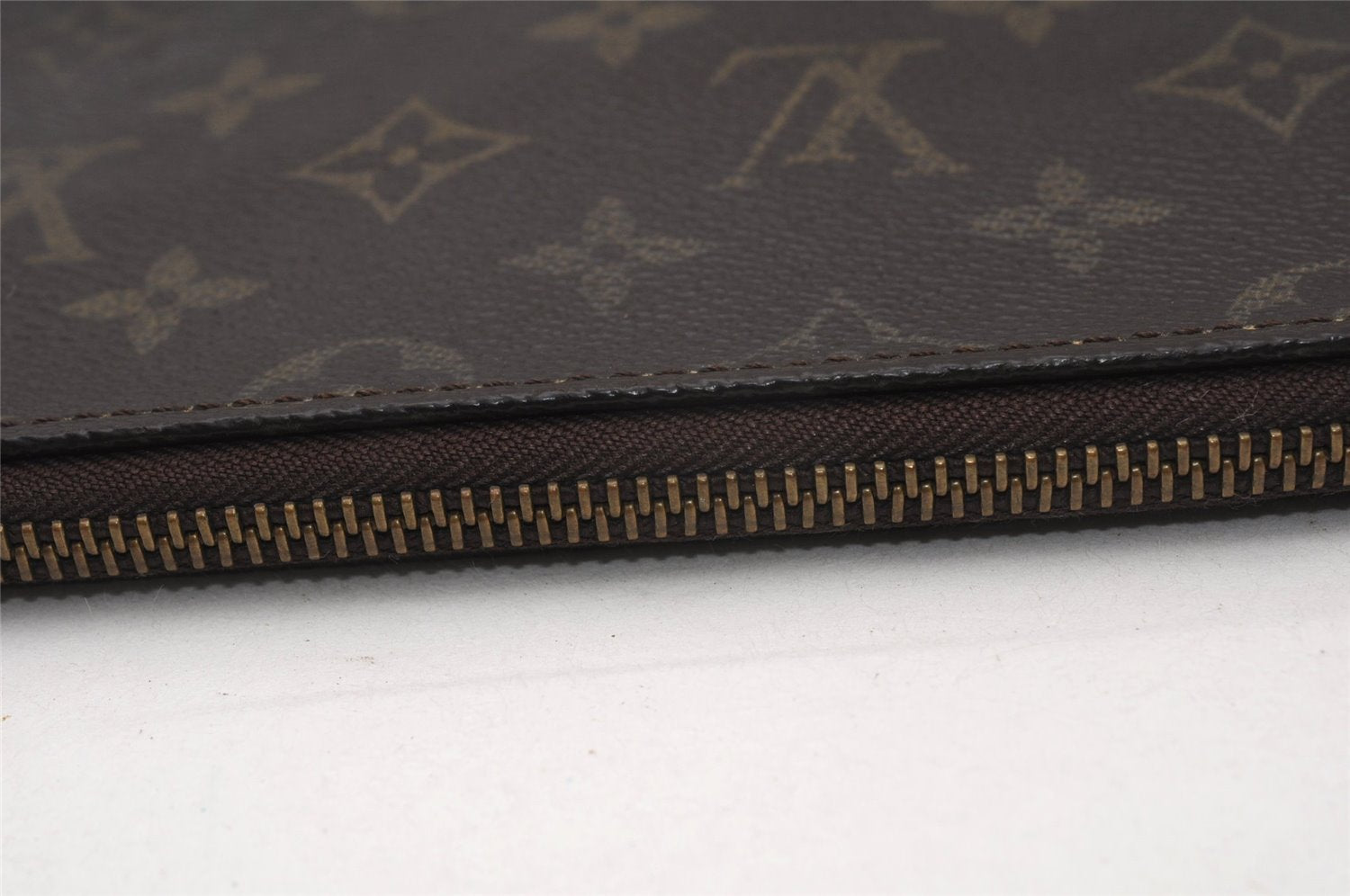 Authentic Louis Vuitton Monogram Poche Documents Document Case M53400 LV K4629