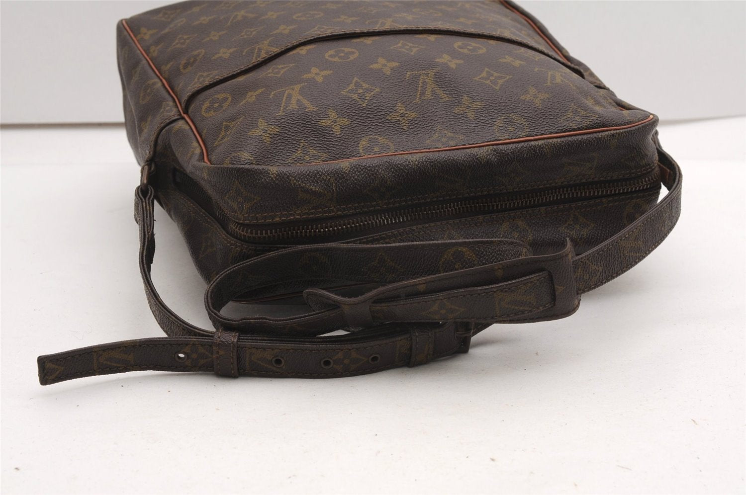 Authentic Louis Vuitton Monogram Marceau Shoulder Cross Body Bag Old Model K4638