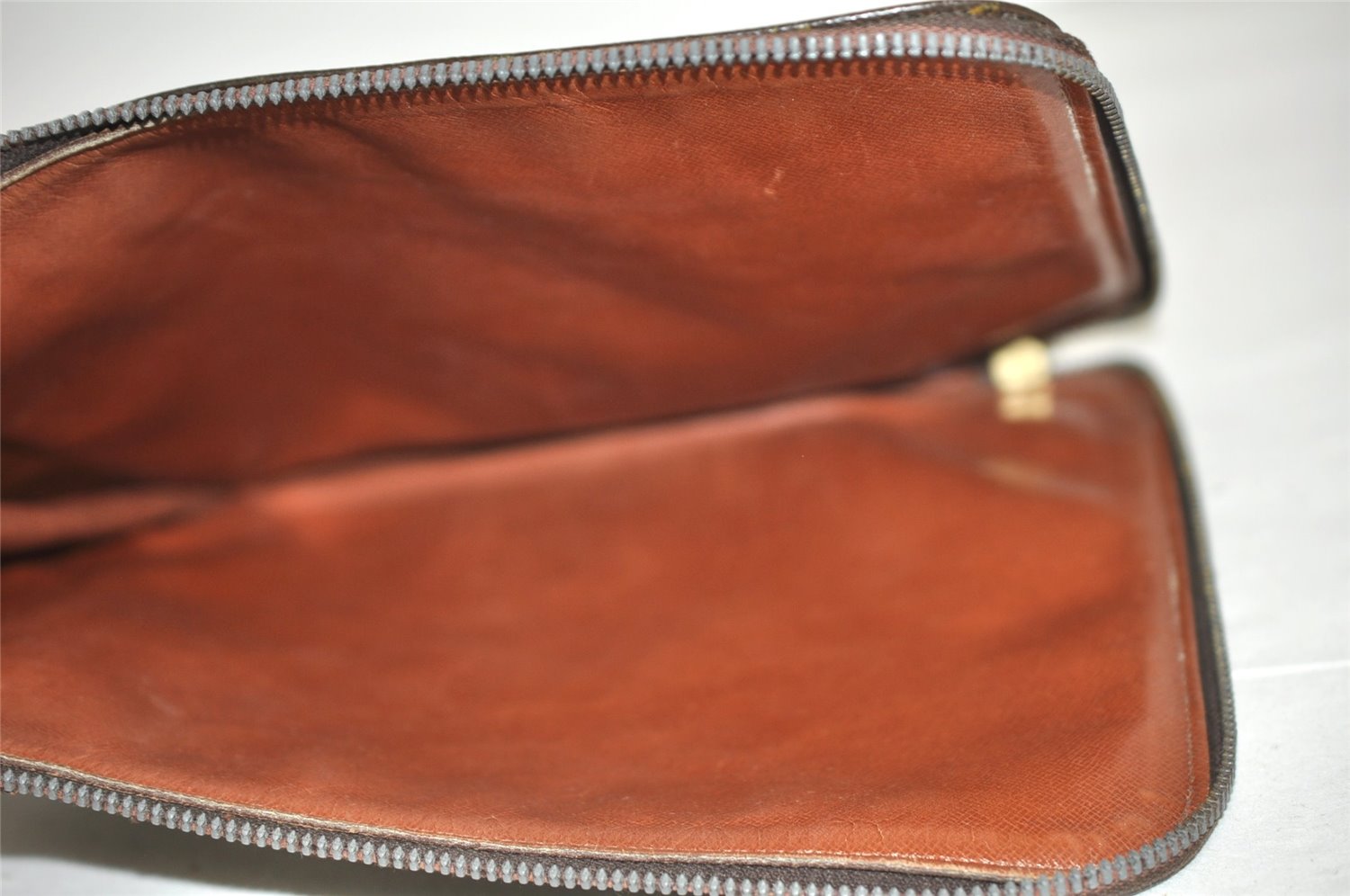 Authentic Louis Vuitton Monogram Poche Documents Document Case M53400 LV K4648