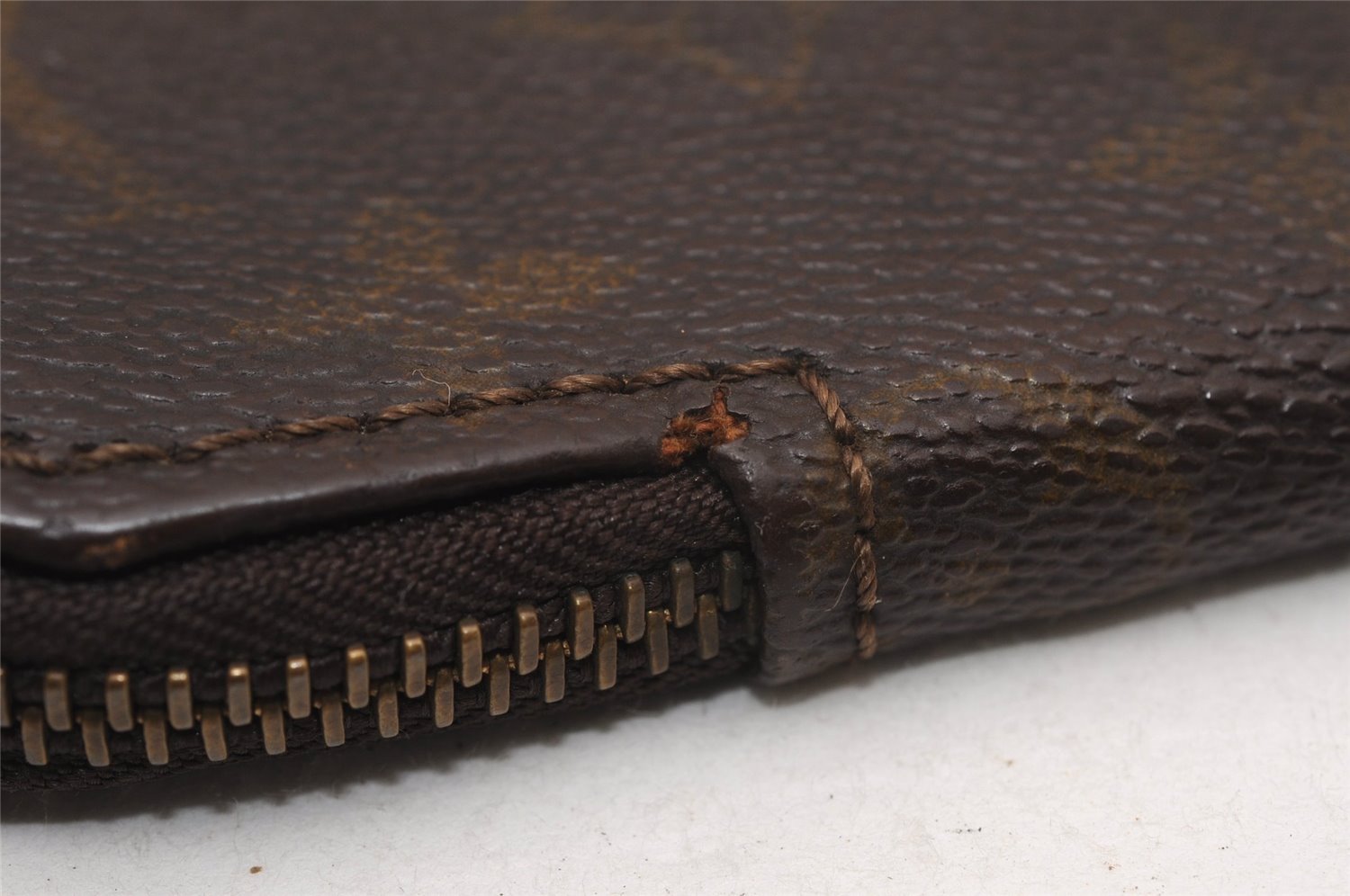 Authentic Louis Vuitton Monogram Poche Documents Document Case Old Model K4650