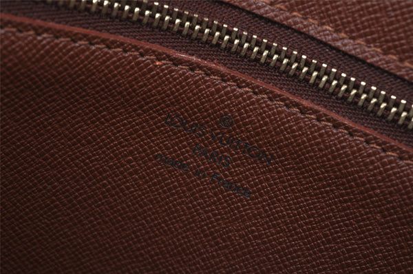 Authentic Louis Vuitton Monogram Saint Cloud GM M51242 Shoulder Cross Bag K4654