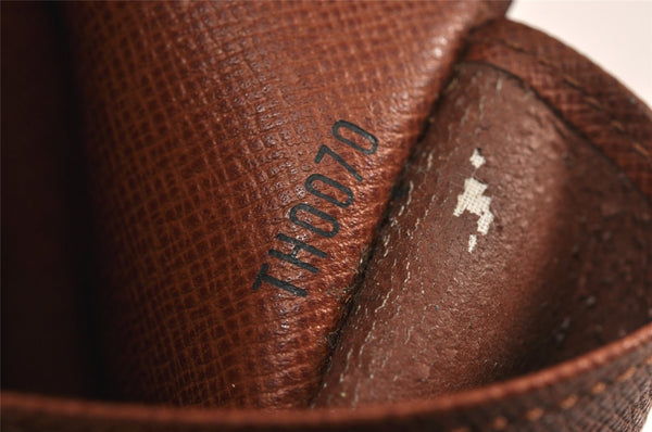 Authentic Louis Vuitton Monogram Multicles 4 Four Hooks Key Case M62631 LV K4660