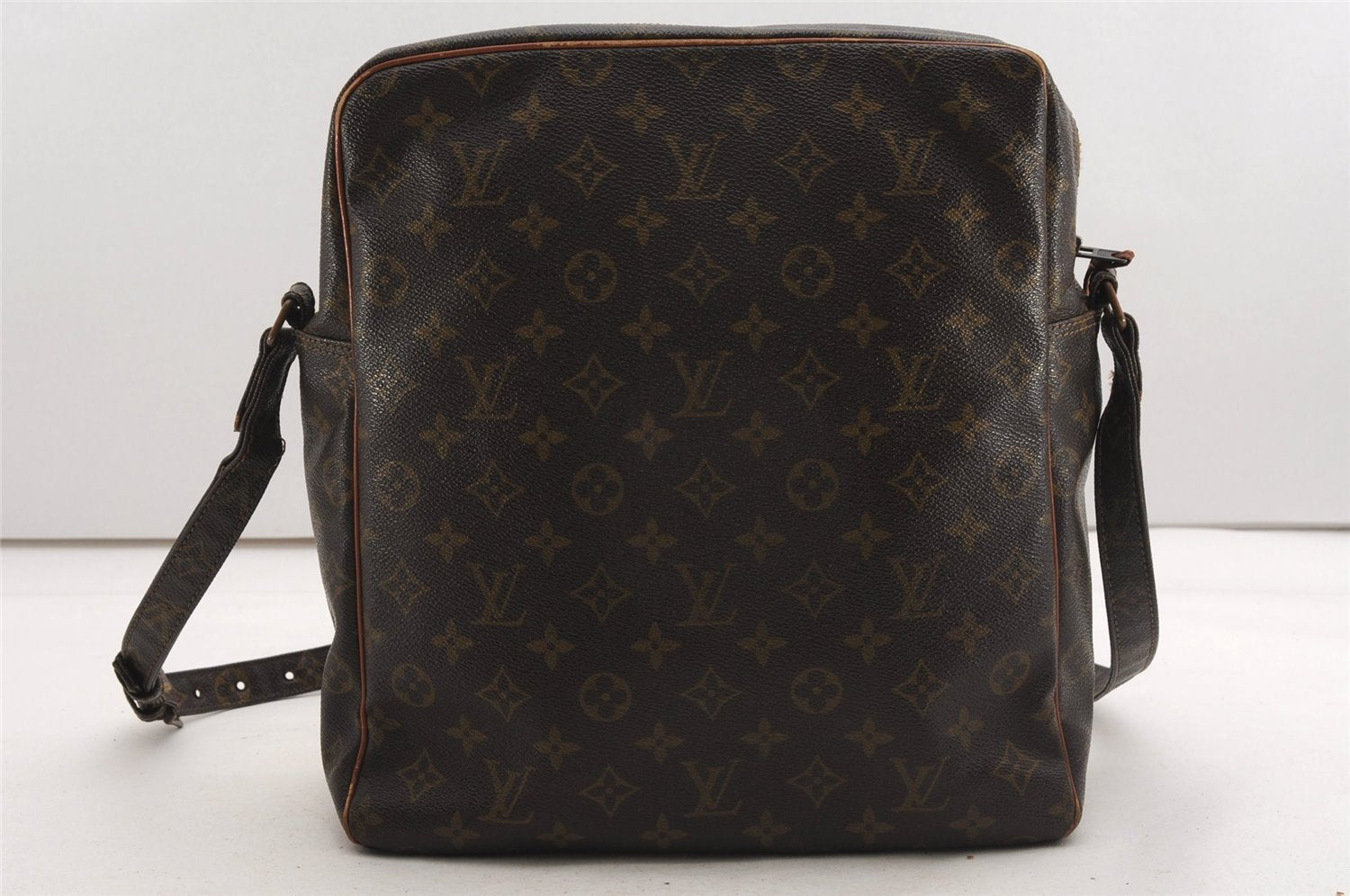 Authentic Louis Vuitton Monogram Marceau Shoulder Cross Body Bag Old Model K4668