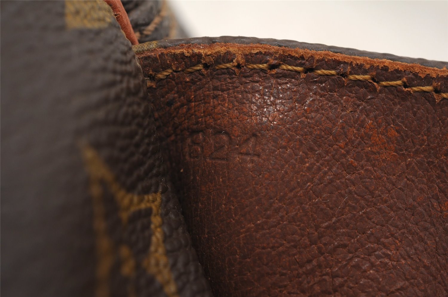 Authentic Louis Vuitton Monogram Marceau Shoulder Cross Body Bag Old Model K4668